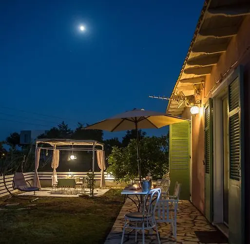 Ailanto Σπίτι διακοπών